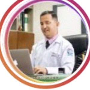 Dr. Fabricio Loayza